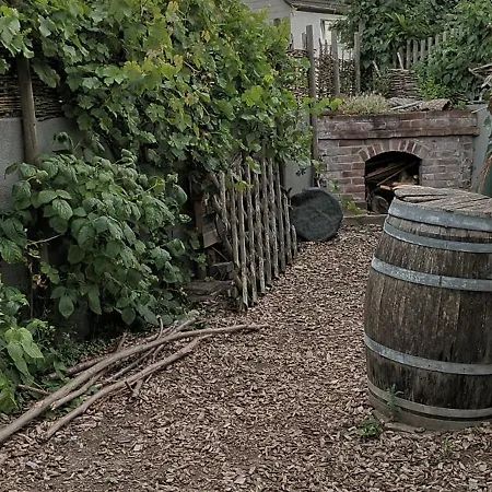 Fachwerkhaus Mit Garten Nah An Stadt Und