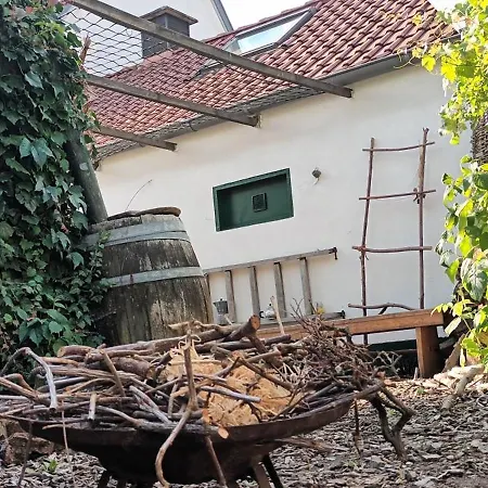Apartment Fachwerkhaus Mit Garten Nah An Stadt Und Unna