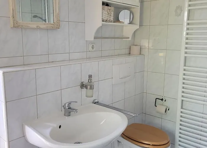 Fachwerkhaus Mit Garten Nah An Stadt Und *